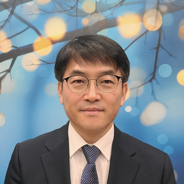 이창남 담임목사